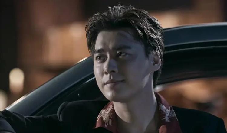 娱乐圈潜规则 内幕曝光 娱乐圈黑暗面_娱乐圈男星被潜图片